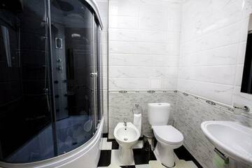 Фото номера Номер стандарт с 1 двуспальной кроватью Гостиница Русь г. Новороссийск 6