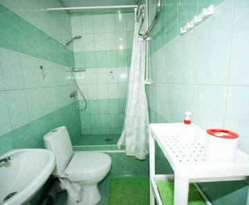 Фото номера Комната стандарт с 2 односпальными кроватями Гостевой дом Гостевой дом Центральный г. Новороссийск 9